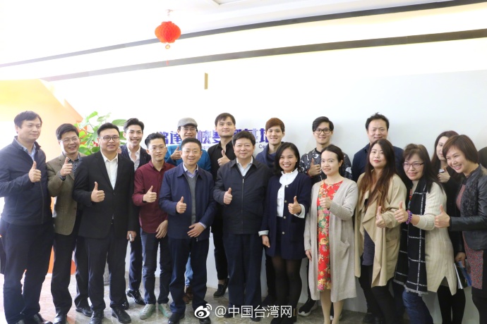 龍明彪在廈門調(diào)研臺(tái)灣青年創(chuàng)業(yè)情況 看望在鷺臺(tái)青