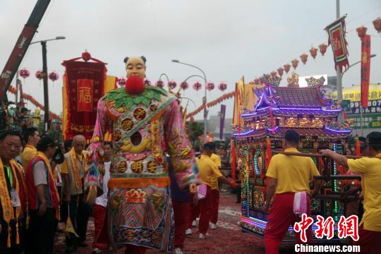 湖南神農(nóng)大帝祖廟圣駕首次在臺灣巡境賜福