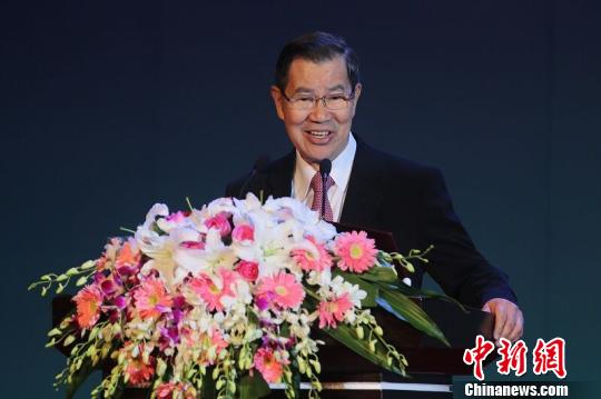 蕭萬長(zhǎng)：紫金山峰會(huì)為兩岸企業(yè)合作打開“任督二脈”