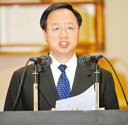 江宜樺：服貿(mào)協(xié)議非“親中賣臺”愿與在野黨辯論