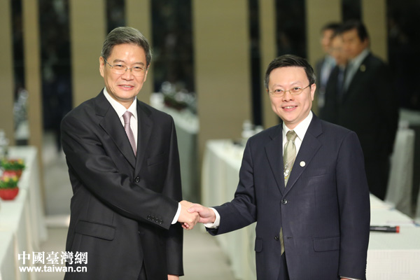 首次赴臺(tái)參訪的國臺(tái)辦主任張志軍，與臺(tái)灣方面陸委會(huì)主委王郁琦舉行第二次正式會(huì)面，達(dá)成積極共識(shí)