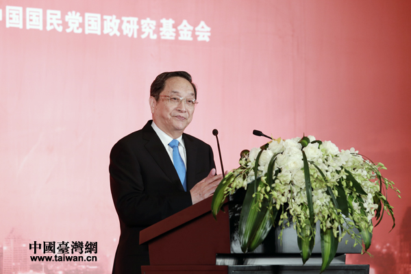 中共中央政治局常委、全國政協(xié)主席俞正聲出席第十屆兩岸經(jīng)貿(mào)文化論壇開幕式并致辭