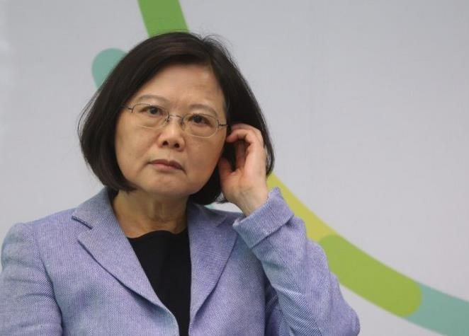 "一例一休"引民怨 蔡英文一臉無辜:為何說我爛蘋果?