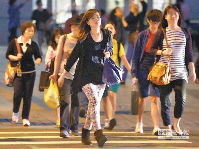 臺(tái)灣新規(guī)：雇主性別歧視 最高罰款150萬(wàn)