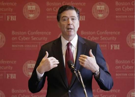 美國聯(lián)邦調(diào)查局（FBI）局長詹姆斯·科梅（James Comey）出席波士頓學院網(wǎng)絡安全會議（CNN截圖）