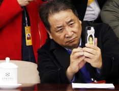 手機(jī).jpg