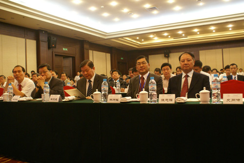 2009濟(jì)臺(tái)現(xiàn)代服務(wù)業(yè)合作洽談會(huì)圓滿(mǎn)成功